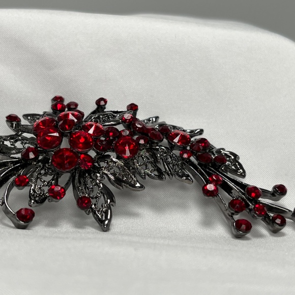 Vintage Ravoli Red Rhinestone Brooch.  3.5” - Picture 12 of 12